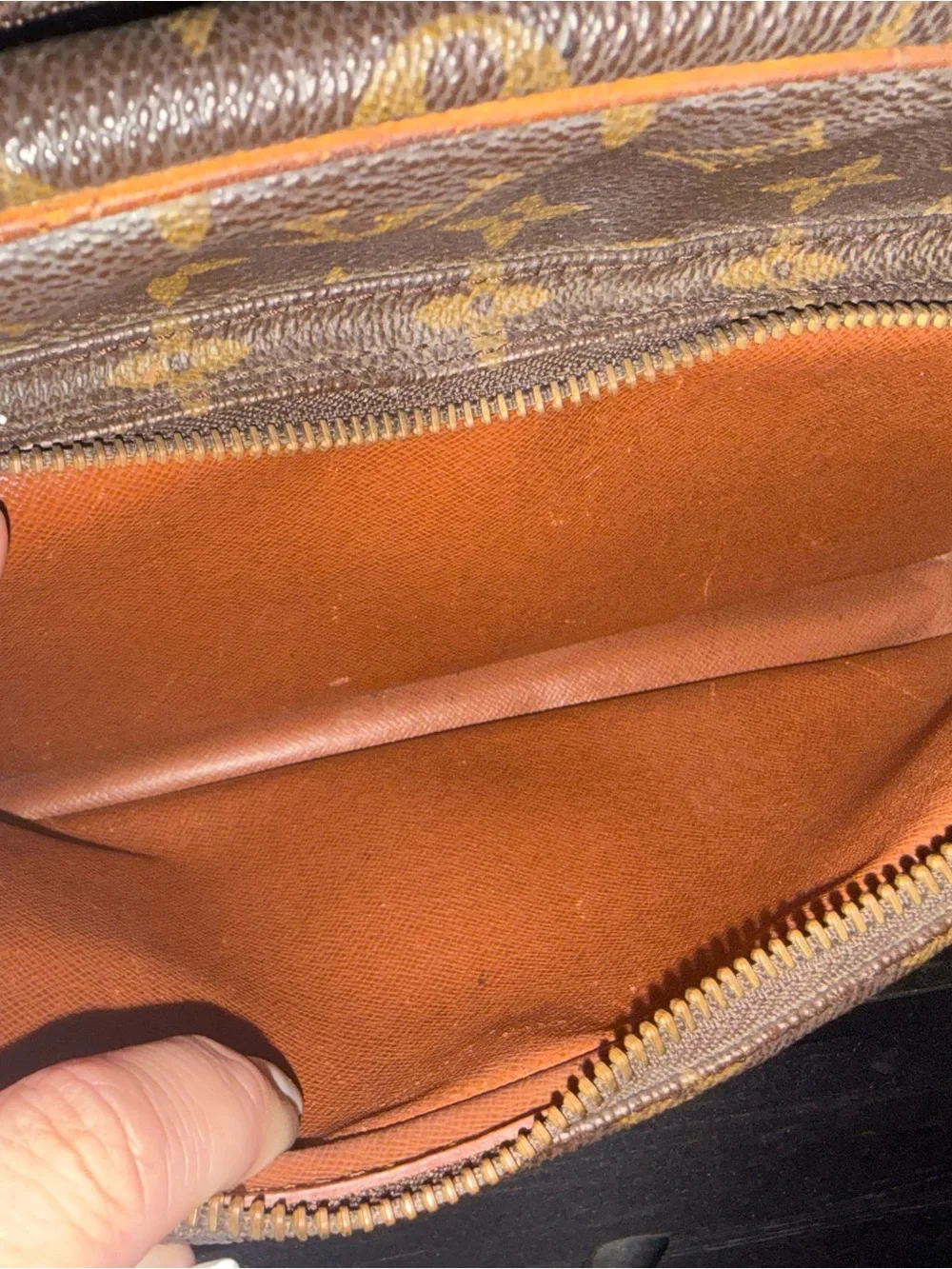 Louis Vuitton classic louis